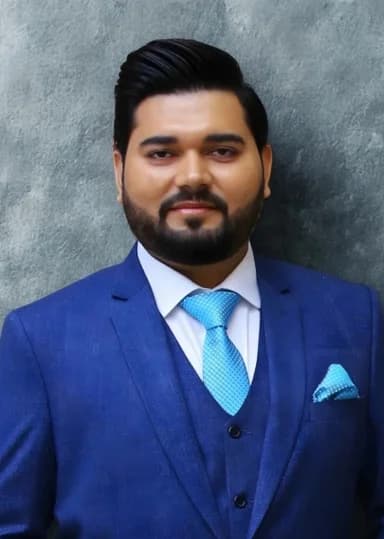 Muhammad Omer Khan - Founder and CEO of Bits Collision